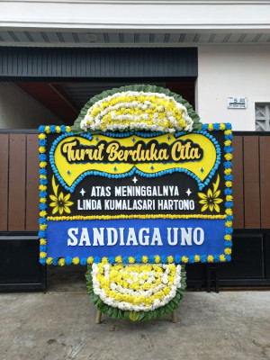 Papan Bunga Duka di Terong